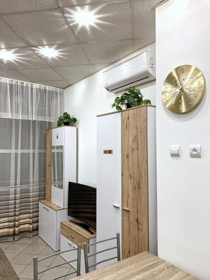 Sun Room **** リュブリャナ エクステリア 写真