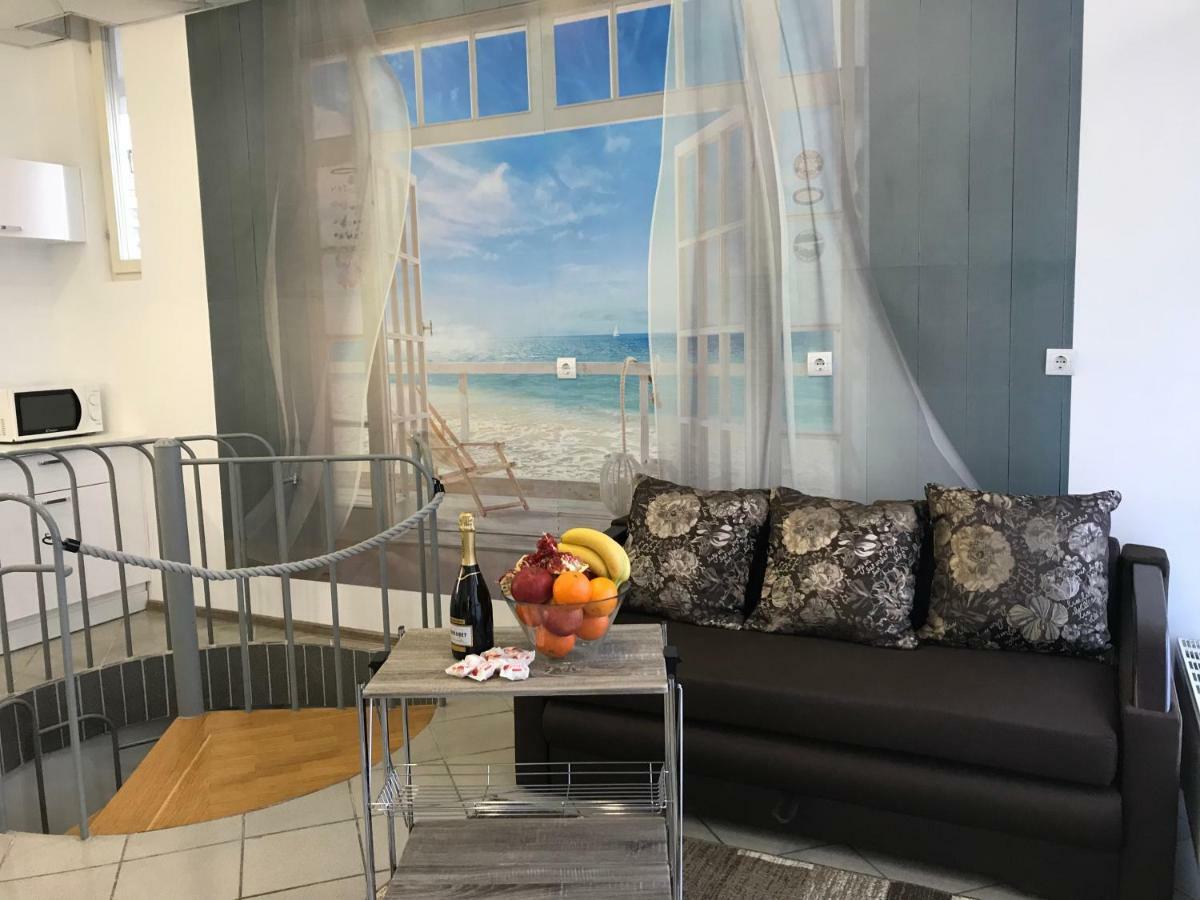 Sun Room **** リュブリャナ エクステリア 写真